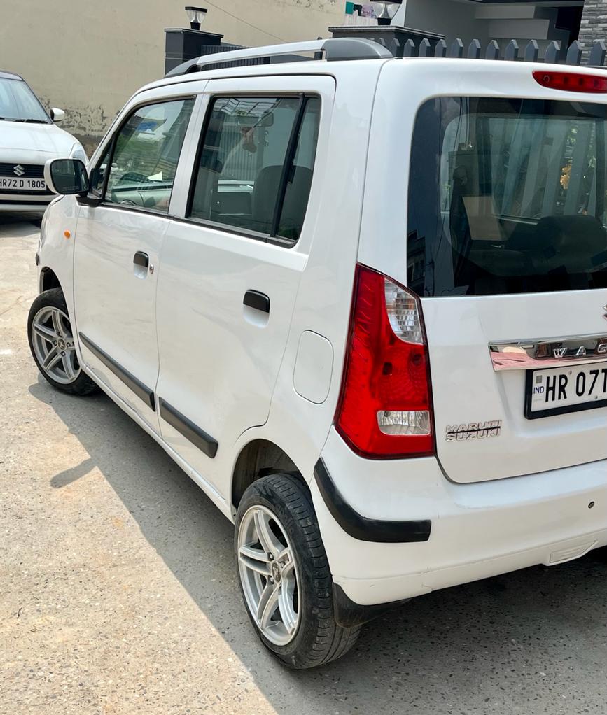 Maruti Suzuki Wagon R 1.0(2010-2013) Lxi